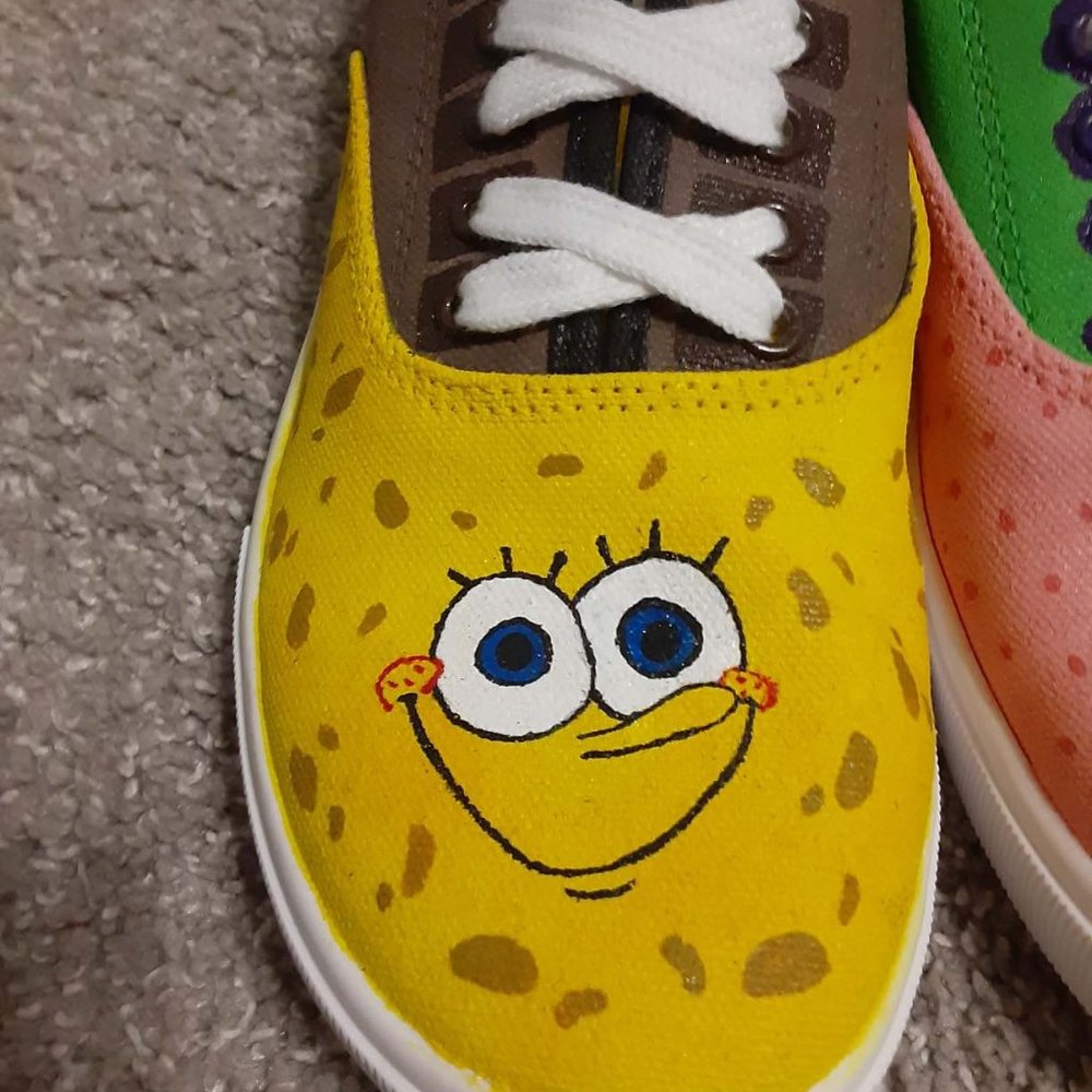 Hand-painted Spongebob + Patrick Canvas Shoes - Picture 4 of 5